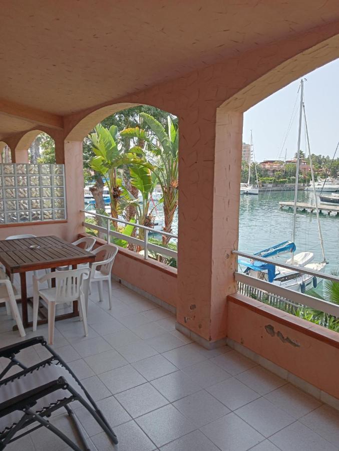 Villa Trilocale "Alicudi" In Portorosa Furnari Exterior foto